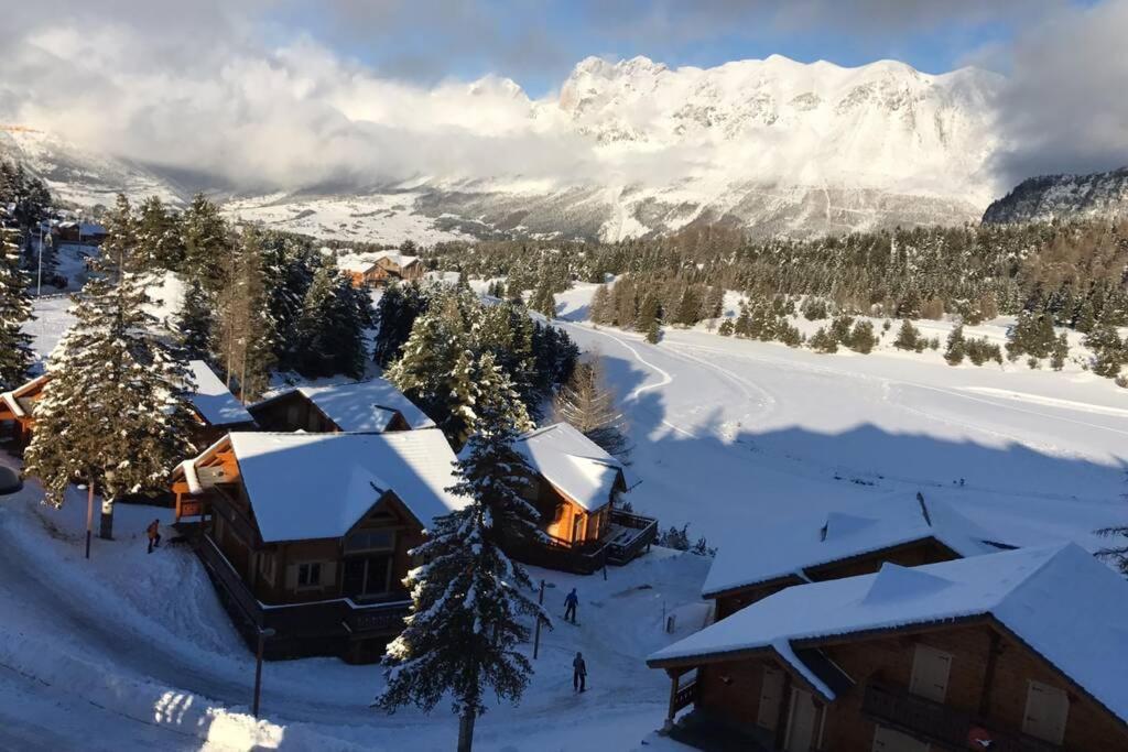 Magnifique Appartement A La Joue Du Loup Saint-Étienne-en-Dévoluy Exteriör bild